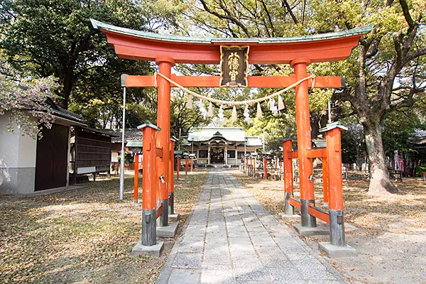 鳴海八幡宮の写真 2
